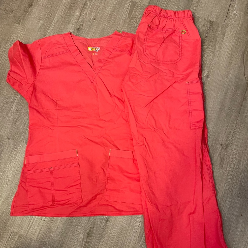 Wonderwink Scrub Set